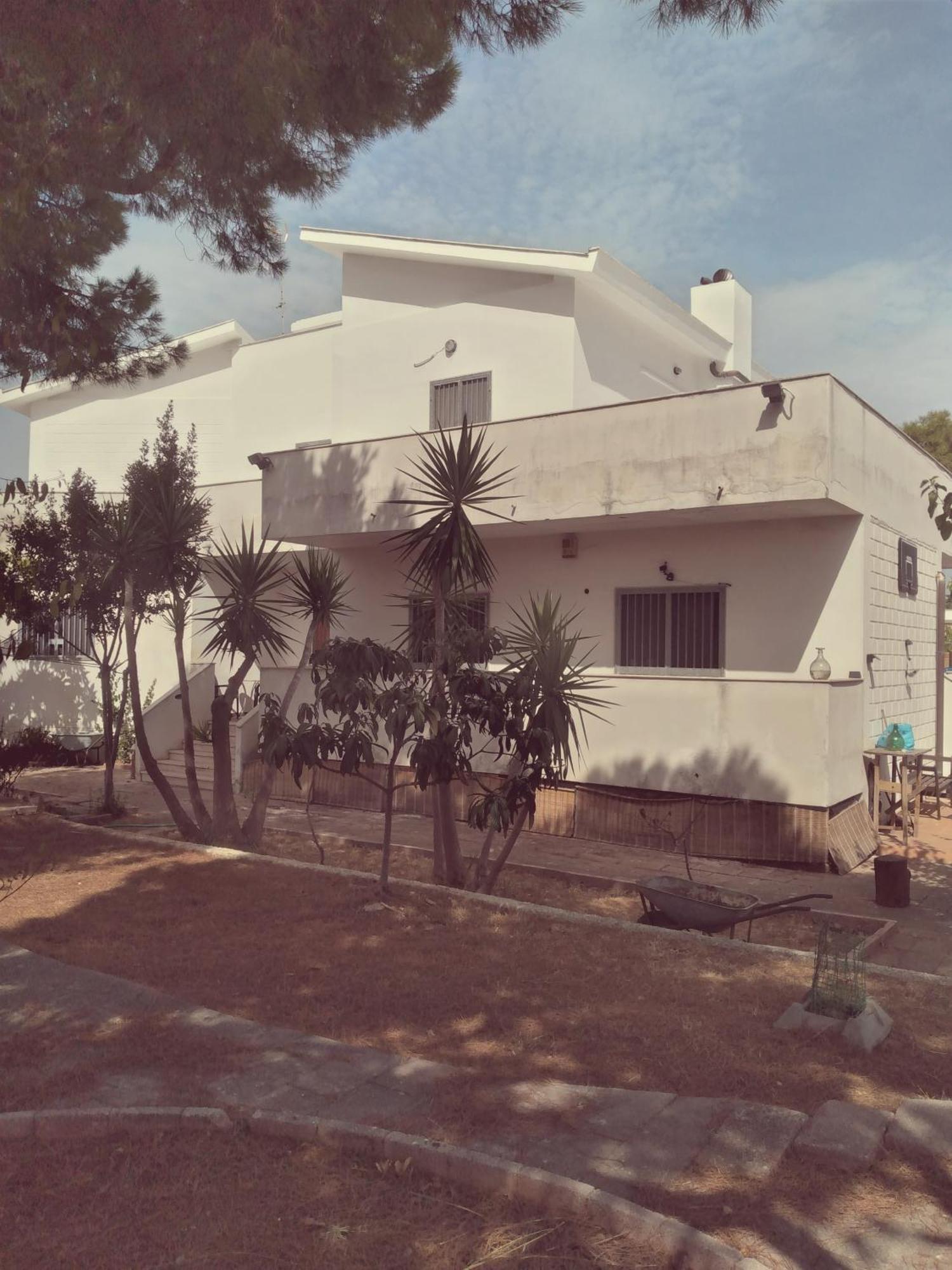 Villa Alma Bari Exteriör bild
