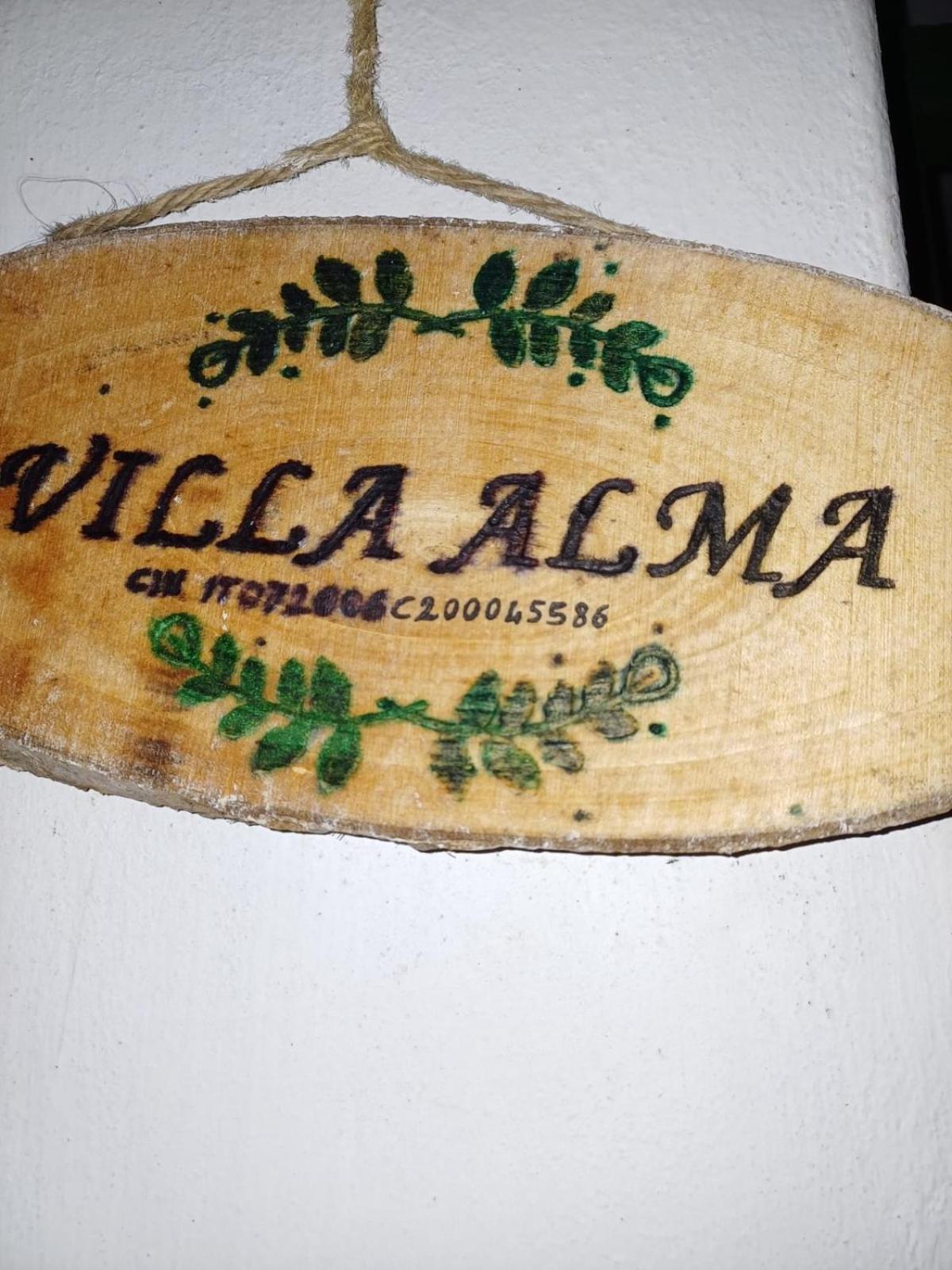 Villa Alma Bari Exteriör bild