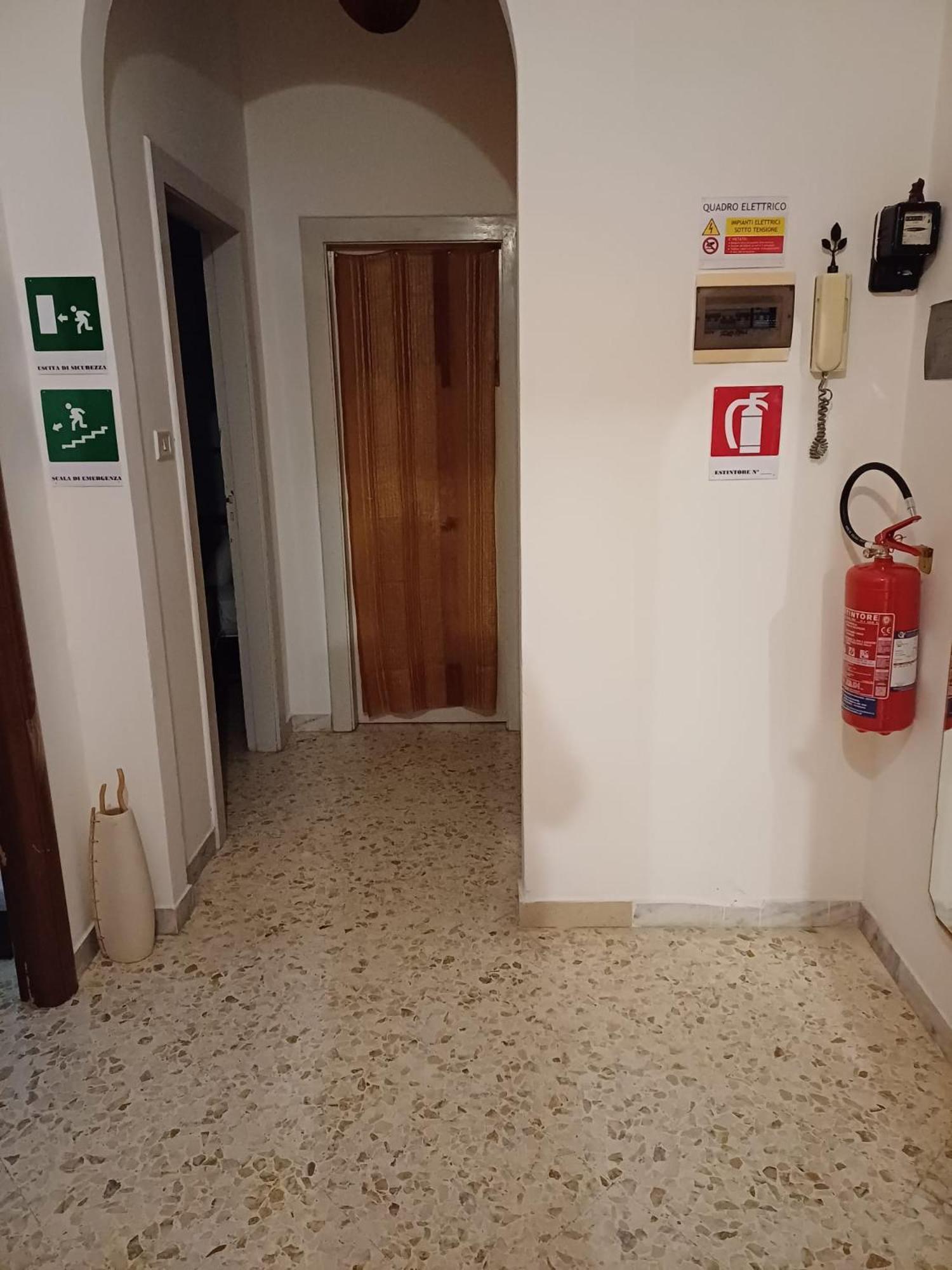 Villa Alma Bari Exteriör bild